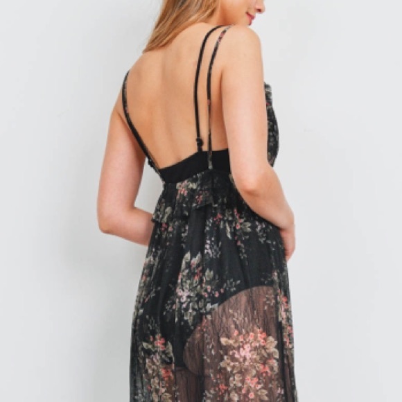 Black floral sheer strappy V-neck ruffle open back overlay midi dress. Pretty!🌸 - Picture 8 of 16